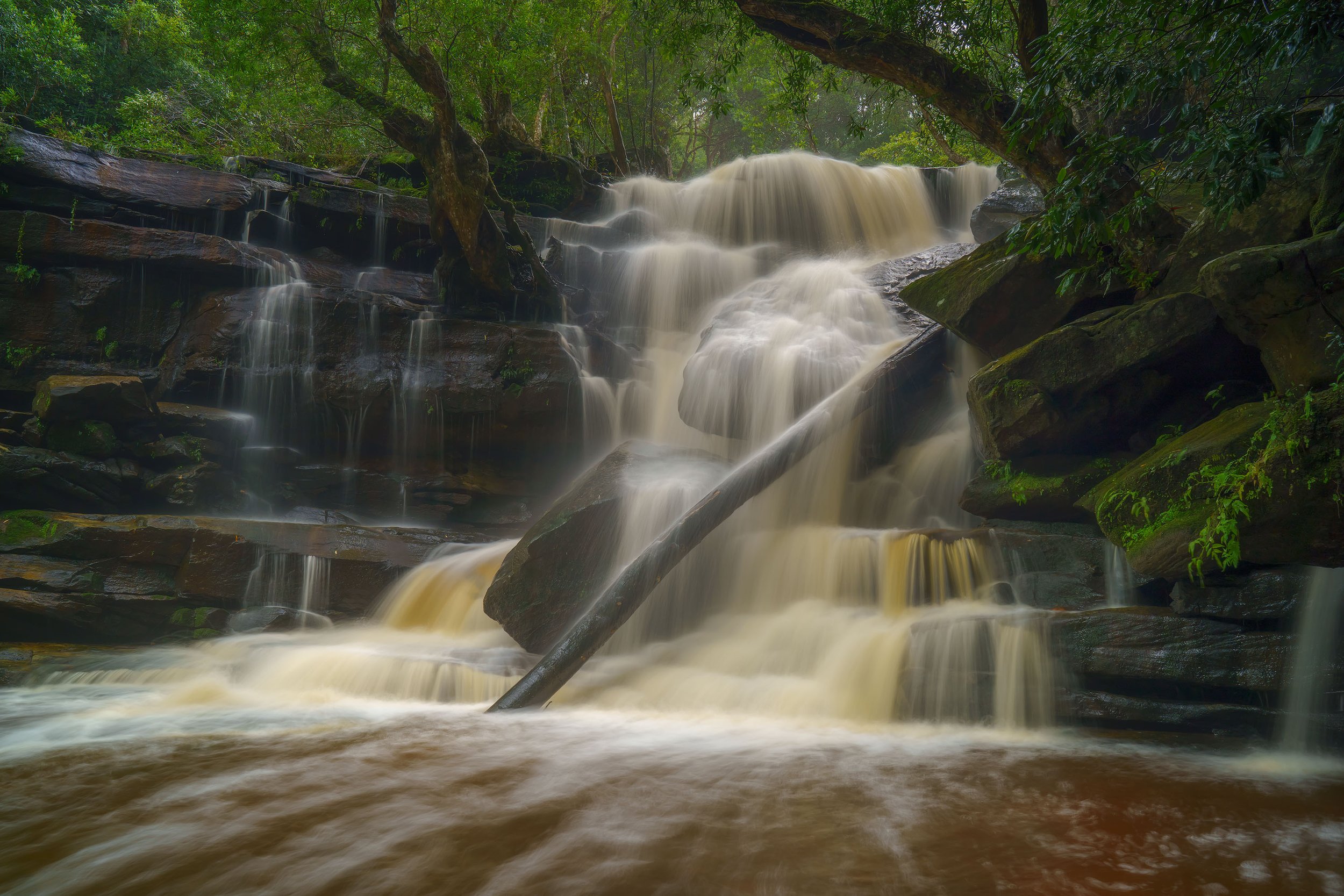 Somersby Falls